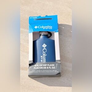 Columbia PFG Blue Hip Flask with Black Bag 8oz